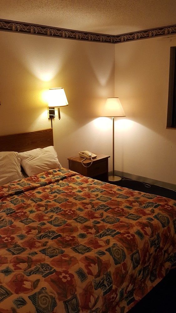Red Roof Inn בריסטול מראה חיצוני תמונה